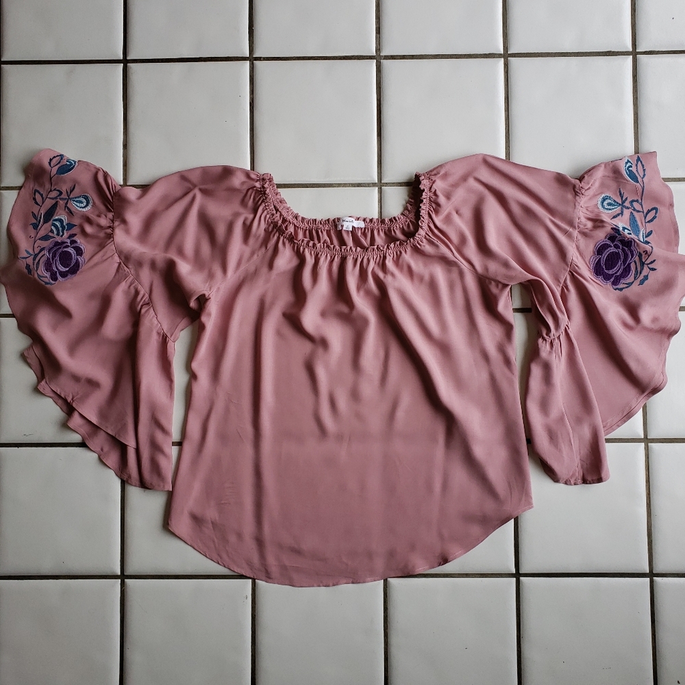 Miss Lili Boho Embroidered Bell Sleeve Top Medium Dusty Rose Pink